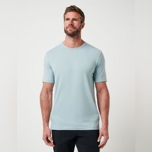 Travis Mathew Elevated Comfort LONG HOLIDAY TEE Stretch Light Blue medium EUC